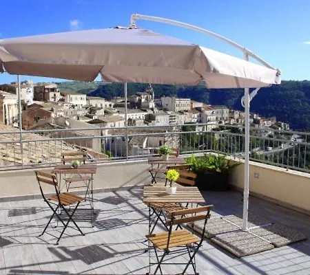 Terrazza Torrenuova Ibla 3*