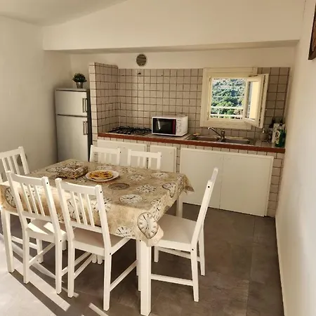 Oda ve Kahvaltı Terrazza Torrenuova Ibla 3*