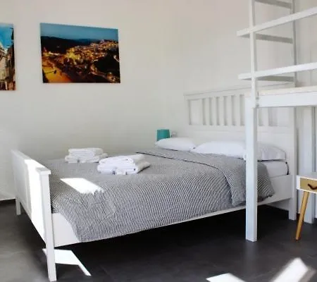 Oda ve Kahvaltı Terrazza Torrenuova Ibla Ragusa